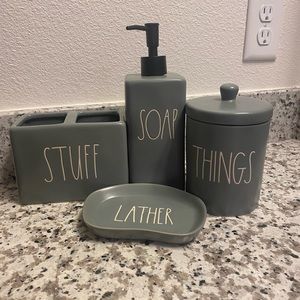 Grey Rea Dunn bathroom